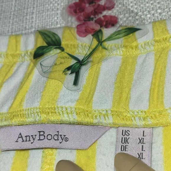 Any Body, New, Women's Whit and Yellow Elastic with Ties Waist, Pants, Size XL - Picture 3 of 6